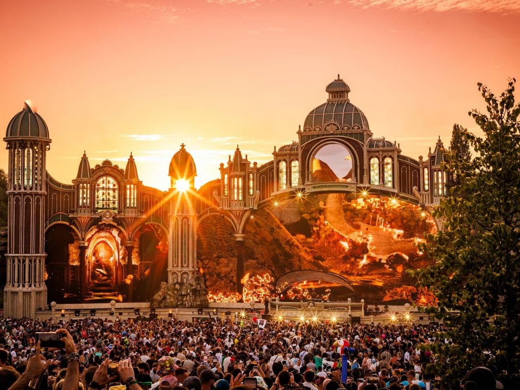 Tomorrowland - Weekend 2 zaterdag 4x, Drie personen of meer, Ticket of Toegangskaart