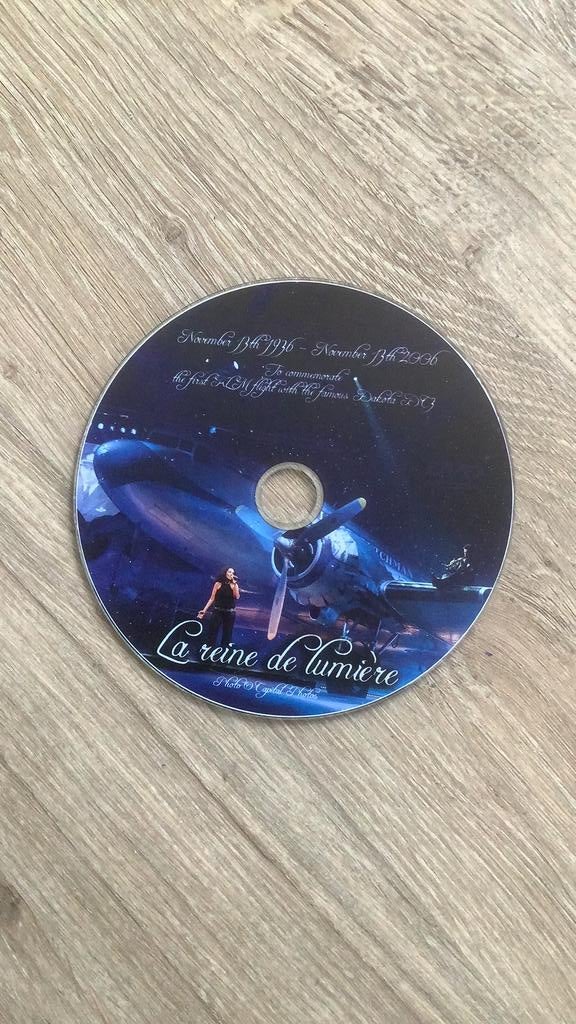 KLM  DVD The First KLM Flight with the Famous DAKOTA DC 3, Verzamelen, Luchtvaart en Vliegtuigspotten, Ophalen of Verzenden, Nieuw