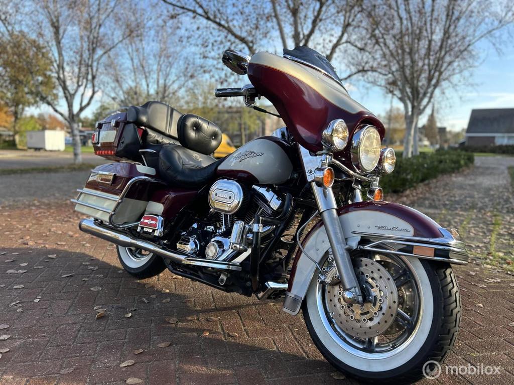 Harley Davidson 110 FLHTCU Classic Electra Glide Ultra 2007