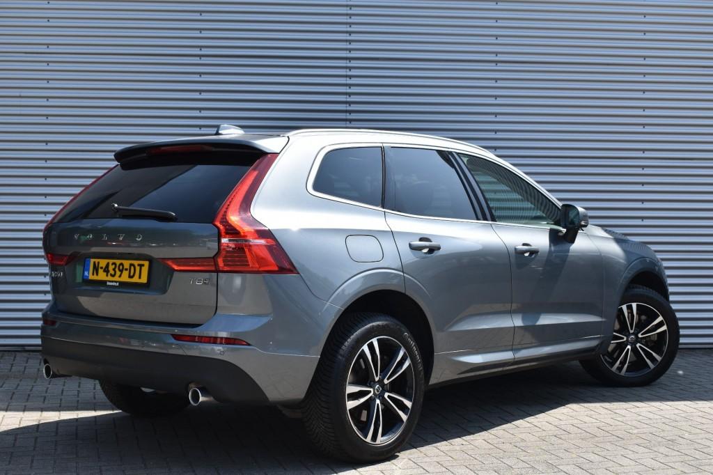 Volvo XC60 2.0 T8 TE AWD / EL. A-KLEP / P.DAK / ADAP. CRUISE, Auto's, Automaat, 138 €/maand, Plug-in hybride, Bedrijf