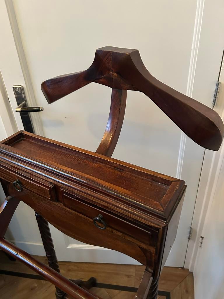 Klassieke houten dressboy, mahonie-kleur, zo goed als nieuw, Ophalen of Verzenden, Zo goed als nieuw, Hout, Overige typen