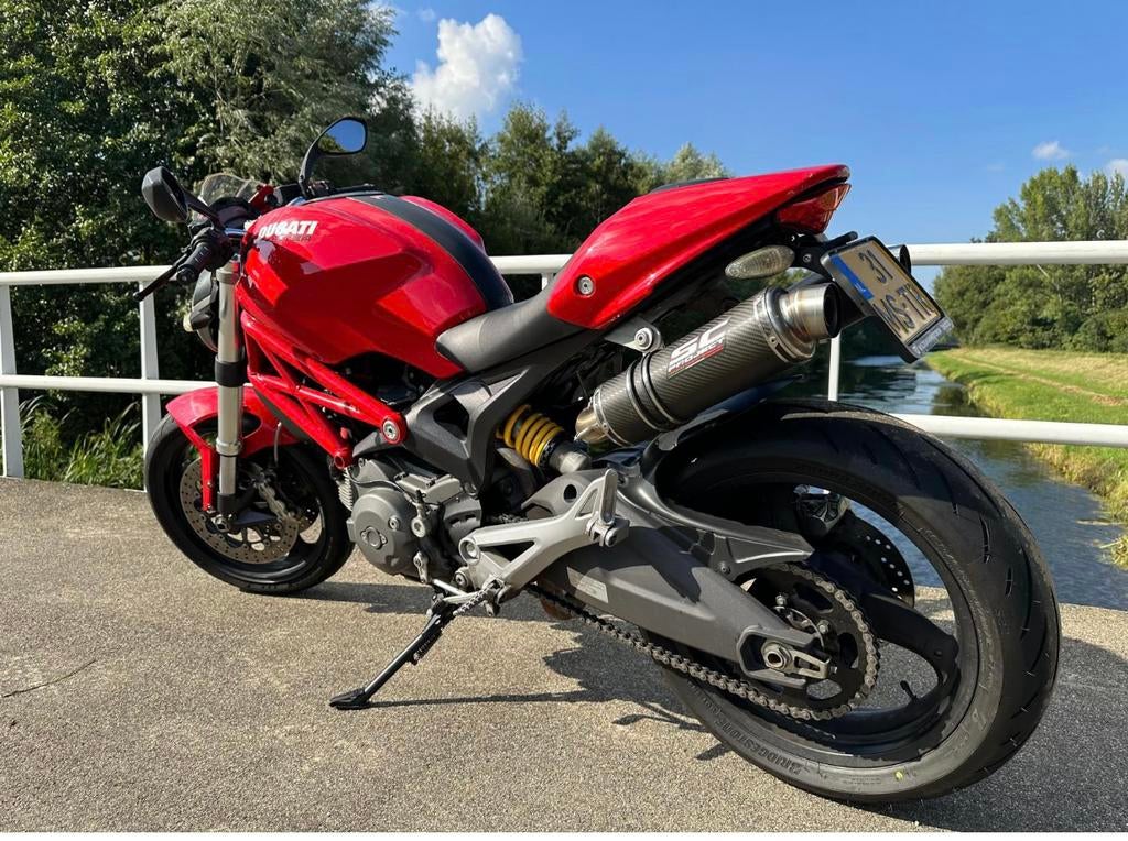 Ducati Monster 696 te koop