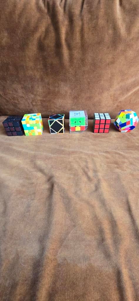 Set Rubiks cubes, Ophalen of Verzenden, Zo goed als nieuw