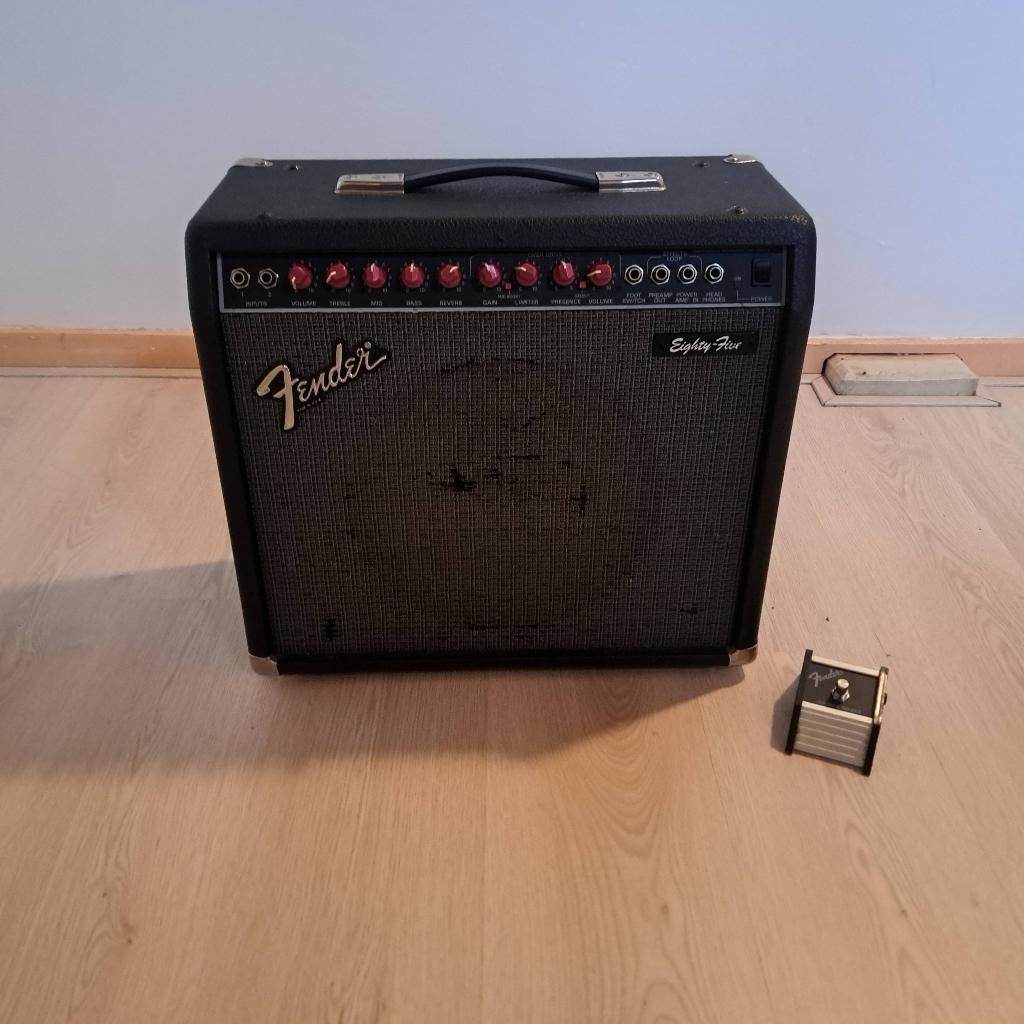 Fender Eighty Five gitaarversterker, Muziek en Instrumenten, Versterkers | Bas en Gitaar, Ophalen, Gebruikt, Gitaar, 50 tot 100 watt