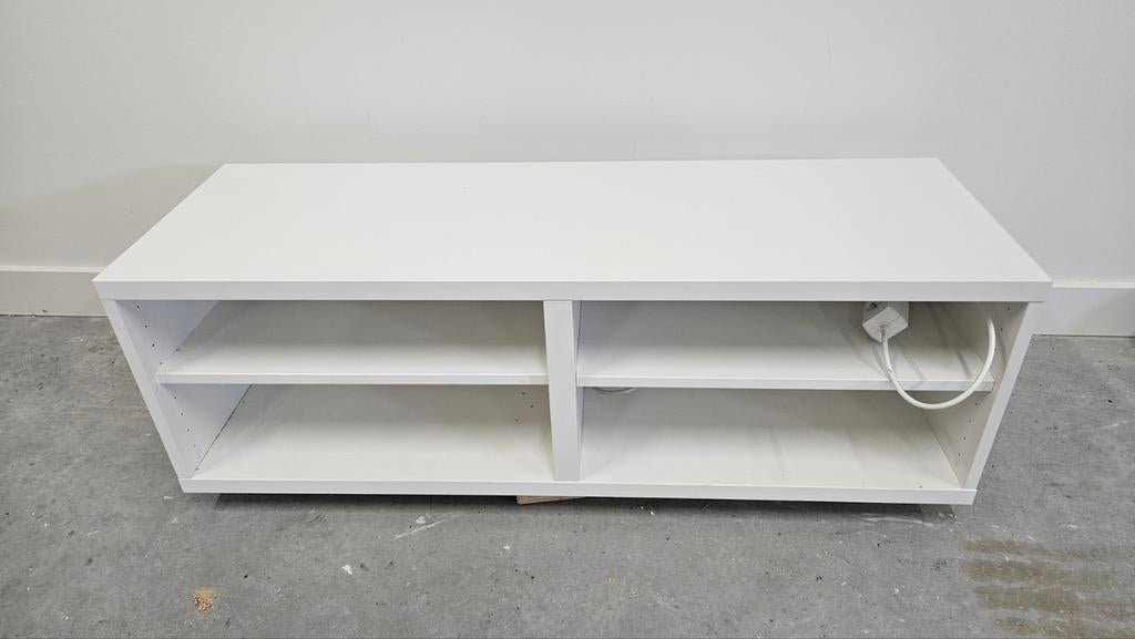 Ikea besta basiselement met legplanken, Ophalen, Gebruikt