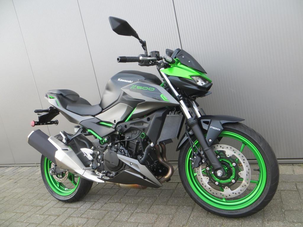 Kawasaki Z500 SE - foto 3