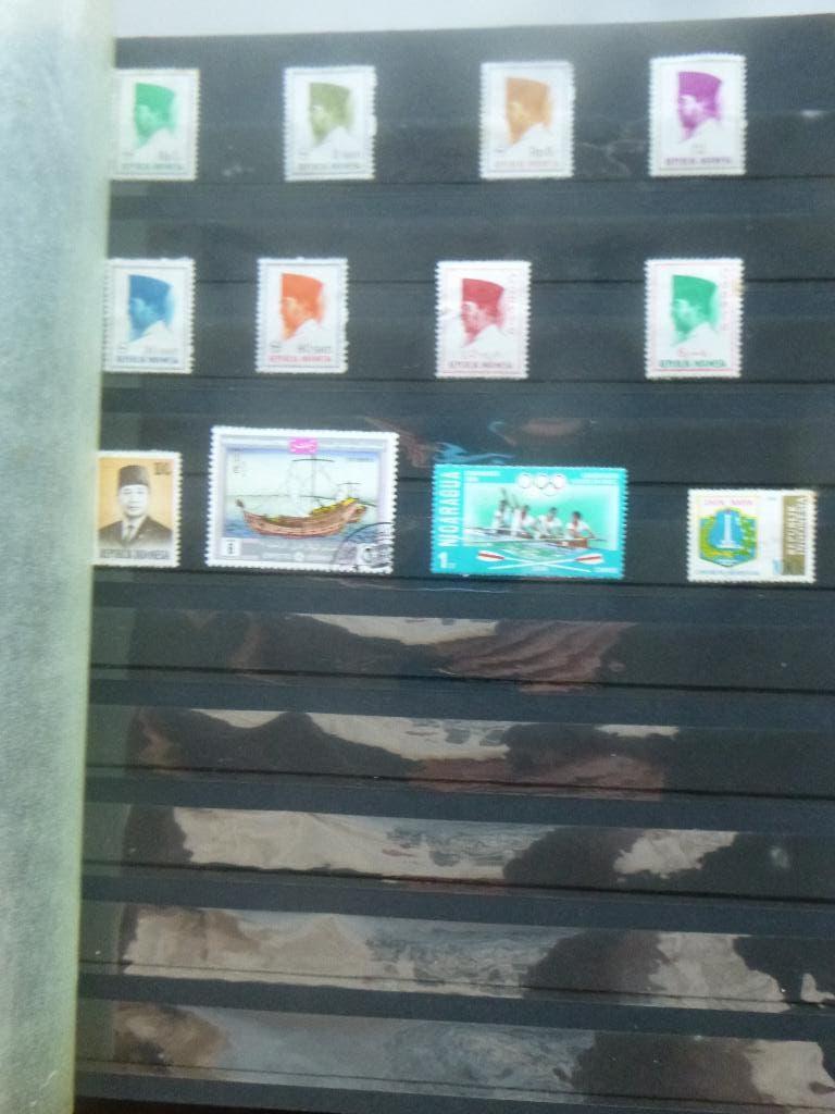 Dik stockboek Indonesië India, Engeland Duitsland Frankrijk, Postzegels en Munten, Postzegels | Volle albums en Verzamelingen