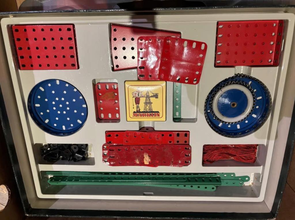 Meccano dozen, onderdelen, boekjes etc., Ophalen of Verzenden