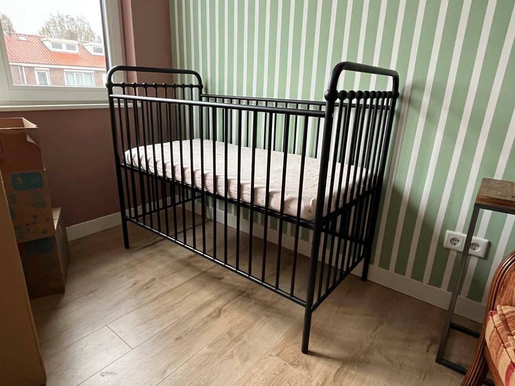 Kidsmill Tinn Metalen Ledikant, Ophalen, Gebruikt, Ledikant