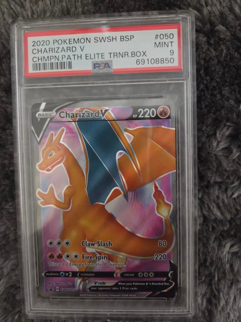 Charizard V SWSH050 PSA 9 - Champion's Path Promo(  te ruil, Ophalen of Verzenden, Zo goed als nieuw, Losse kaart, Foil