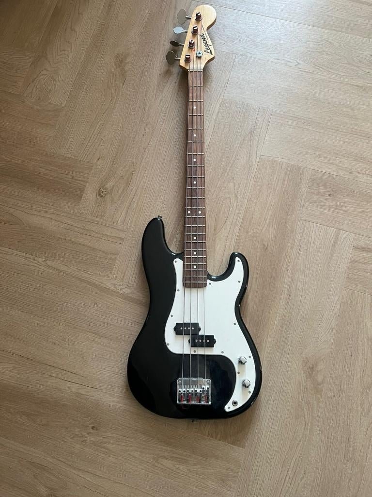 Legend P/J basgitaar, Ophalen, Gebruikt, Elektrisch