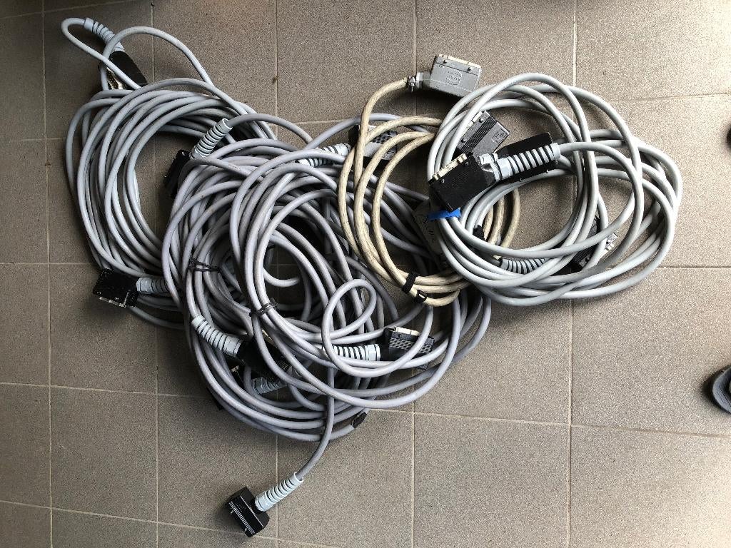 Diverse multikabels Harting 16 polig 240v, Ophalen of Verzenden, Gebruikt, Licht