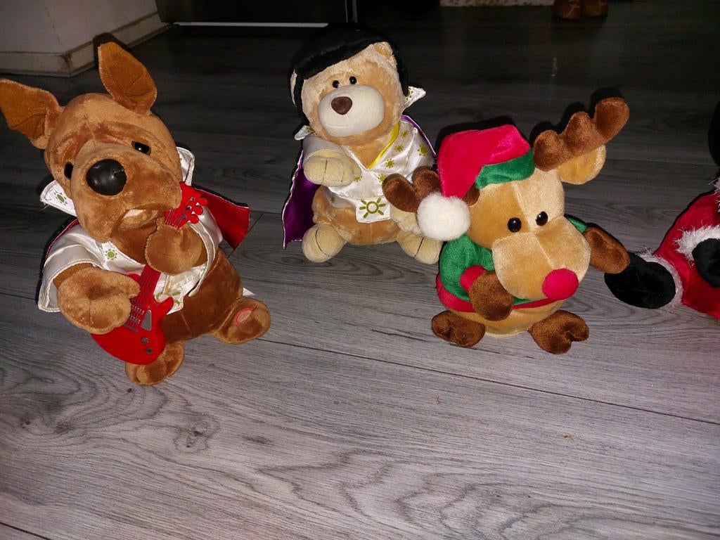 Kerstknuffels met muziek alles samen!, Diversen, Kerst, Ophalen of Verzenden