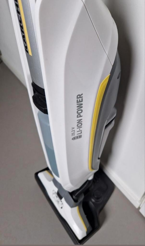 Karcher snoerloos dweilapparaat, Huis en Inrichting, Schoonmaakartikelen, Ophalen