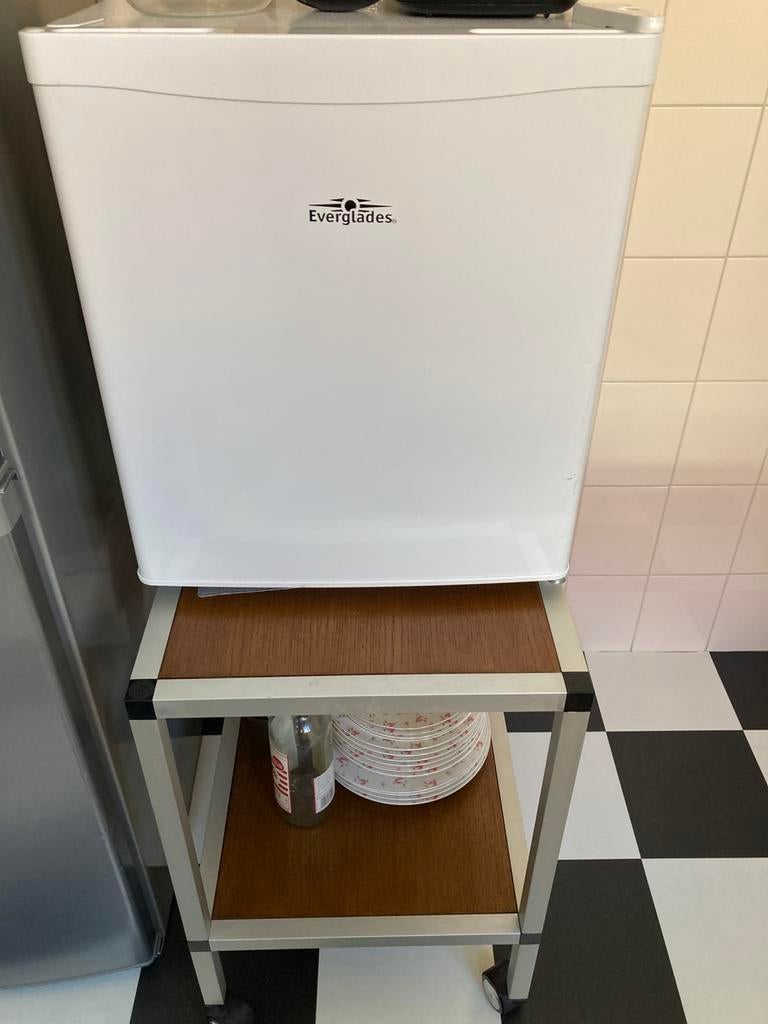 Compacte diepvries 0,50-0,44-0.46 (h b d), Minder dan 85 cm, Minder dan 60 cm, Zo goed als nieuw, Vrijstaand