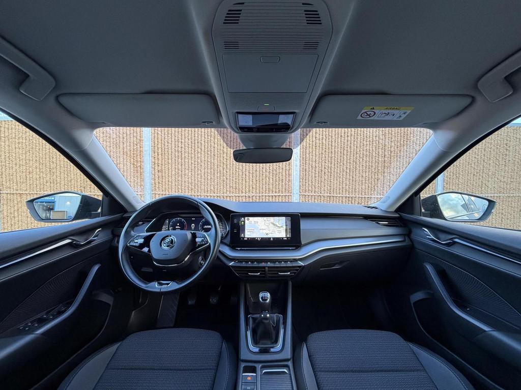 Skoda Octavia Combi 1.0 TSI Business Edition Trekhaak afneem, Voorwielaandrijving, Gebruikt, Euro 6, Parkeersensor