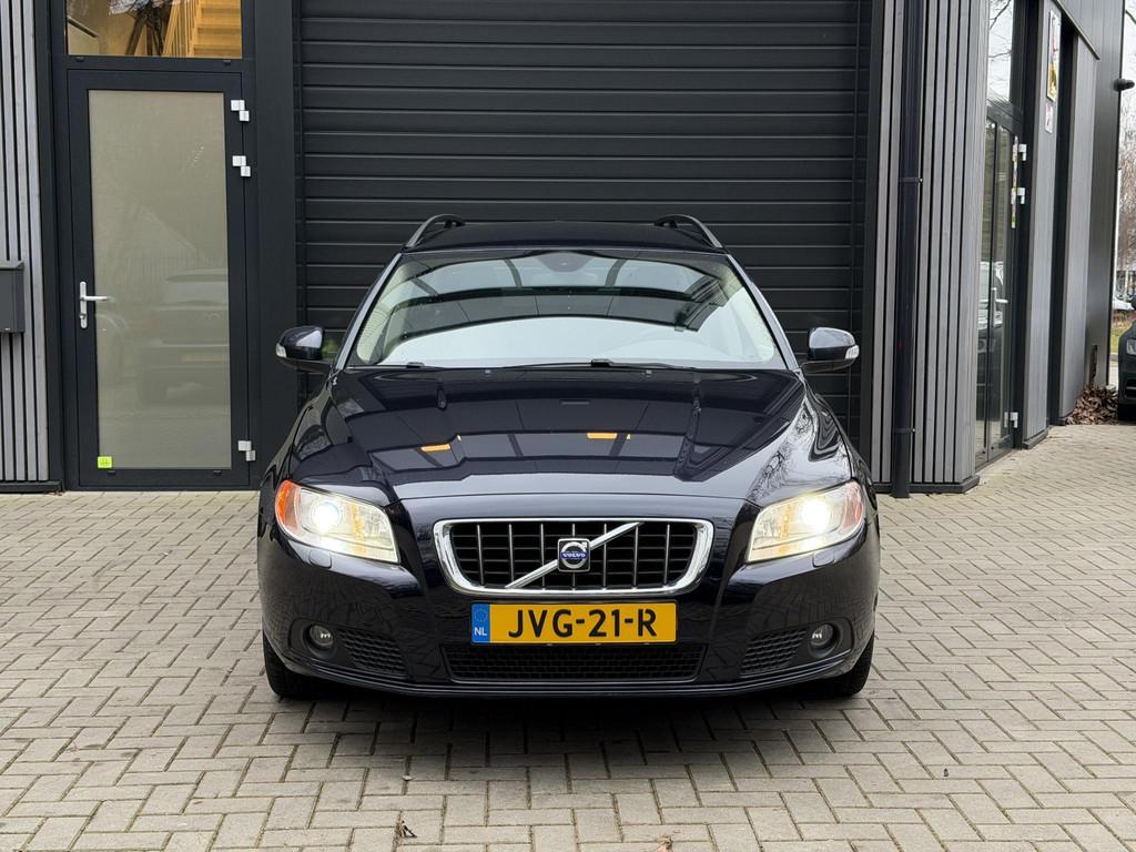 Volvo V70 2.5T Momentum, Voorwielaandrijving, Stof, Gebruikt, Blauw