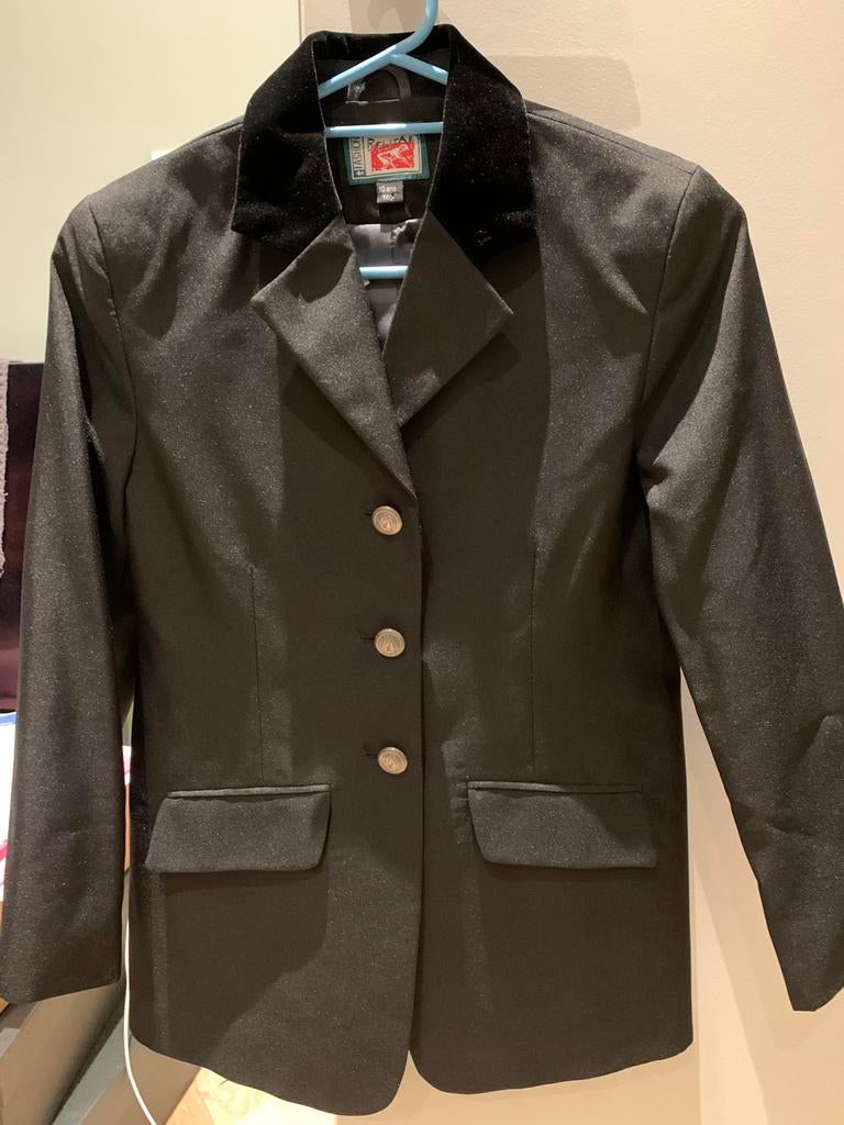 Paardrij wedstrijdjasje mt 140, Dieren en Toebehoren, Paardrijkleding, Ophalen of Verzenden, Zo goed als nieuw, Dressuur, Bovenkleding
