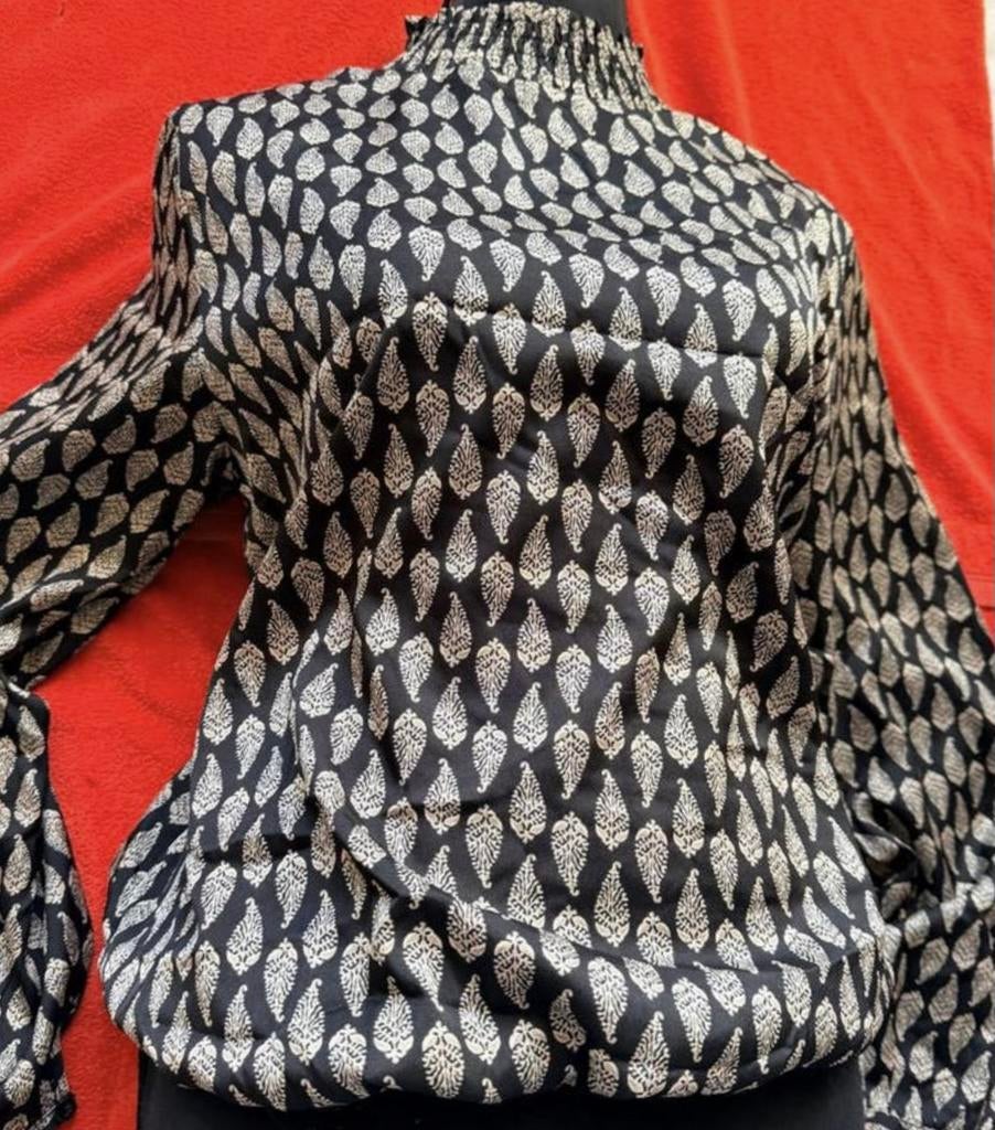 Prachtige zijdeglans tuniek/trui. Norah. Maat M. Z.G.A.N., Kleding | Dames, Blouses en Tunieken, Ophalen of Verzenden, Zo goed als nieuw