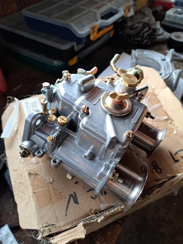 BLMC A SERIES Weber Dcoe 40 mm en inlaat spruitstuk, Ophalen of Verzenden, Nieuw, MG