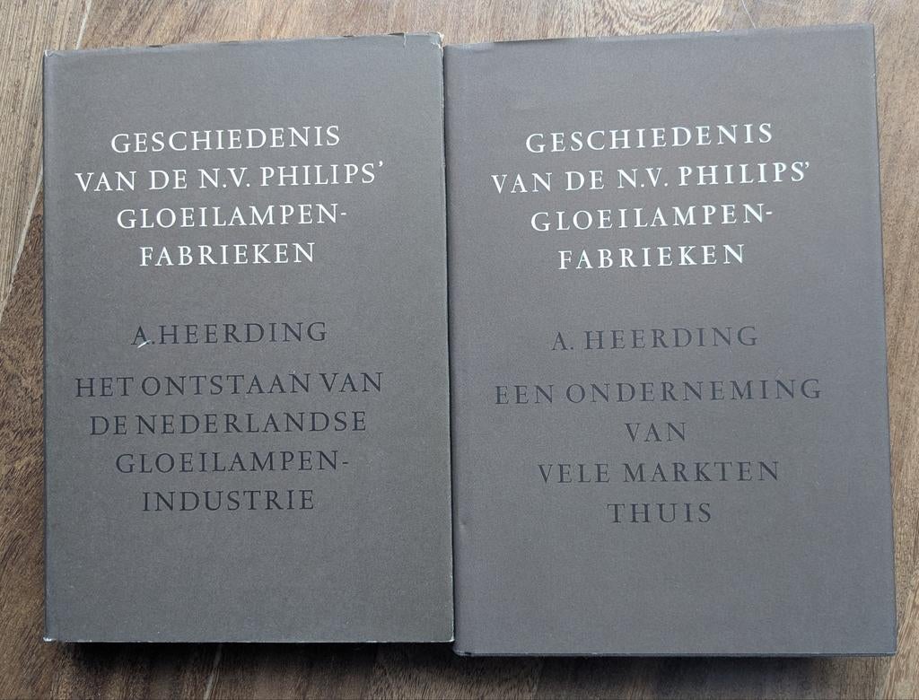 Geschiedenis van de N.V. Philips' Gloeilampenfabrieken, Ophalen of Verzenden, 20e eeuw of later, Gelezen, A. Heerding