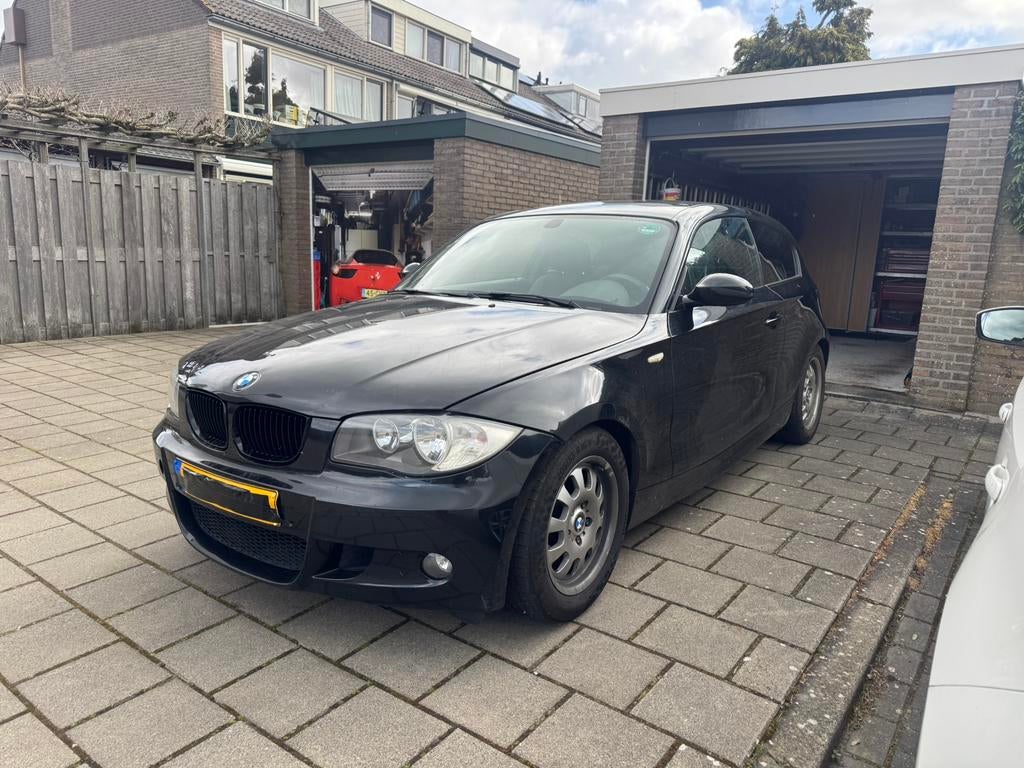 BMW M Pakket e81 1 serie voor onderdelen, Ophalen, Gebruikt, BMW