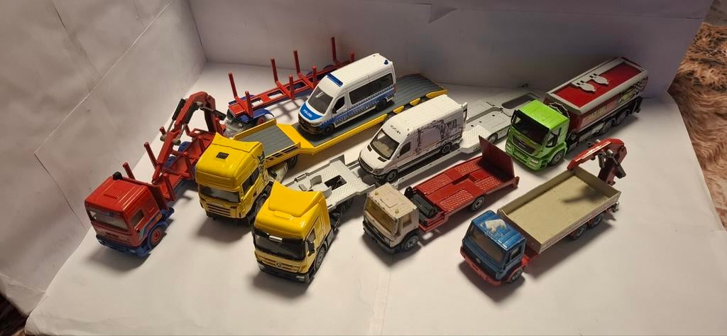 Diverse 1:50 Modellen, Hobby en Vrije tijd, Modelauto's | 1:50, Ophalen of Verzenden, Bus of Vrachtwagen