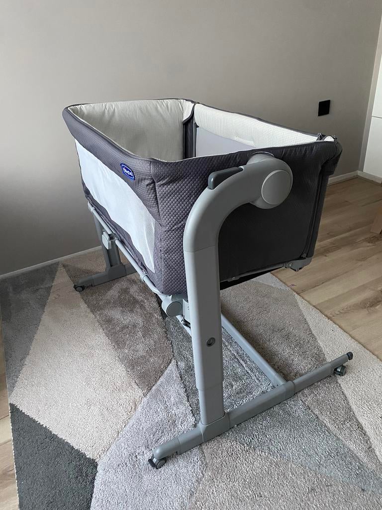 Chicco next2me magic special edition moon grey, Ophalen, Zo goed als nieuw, Wieg
