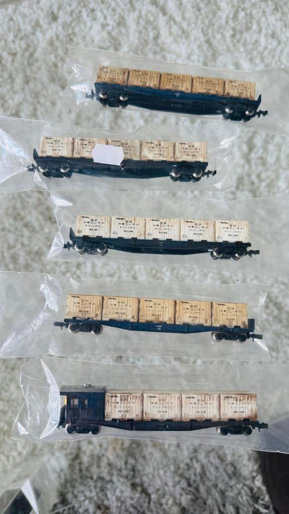 Piko N spoor goederen trein met 5 wagons, Hobby en Vrije tijd, Modeltreinen | N-Spoor, Gebruikt, Gelijkstroom, Wagon, Analoog