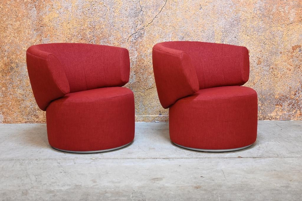 ZGANieuw 2 rode stoffen Rolf Benz 684 design fauteuils, 75 tot 100 cm, Zo goed als nieuw, 75 tot 100 cm, Rolf Benz