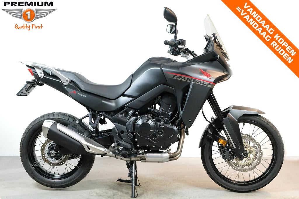 Honda XL 750 Transalp (bj 2023), Motoren, Motoren | Honda, Bedrijf, Toermotor, Traction Control