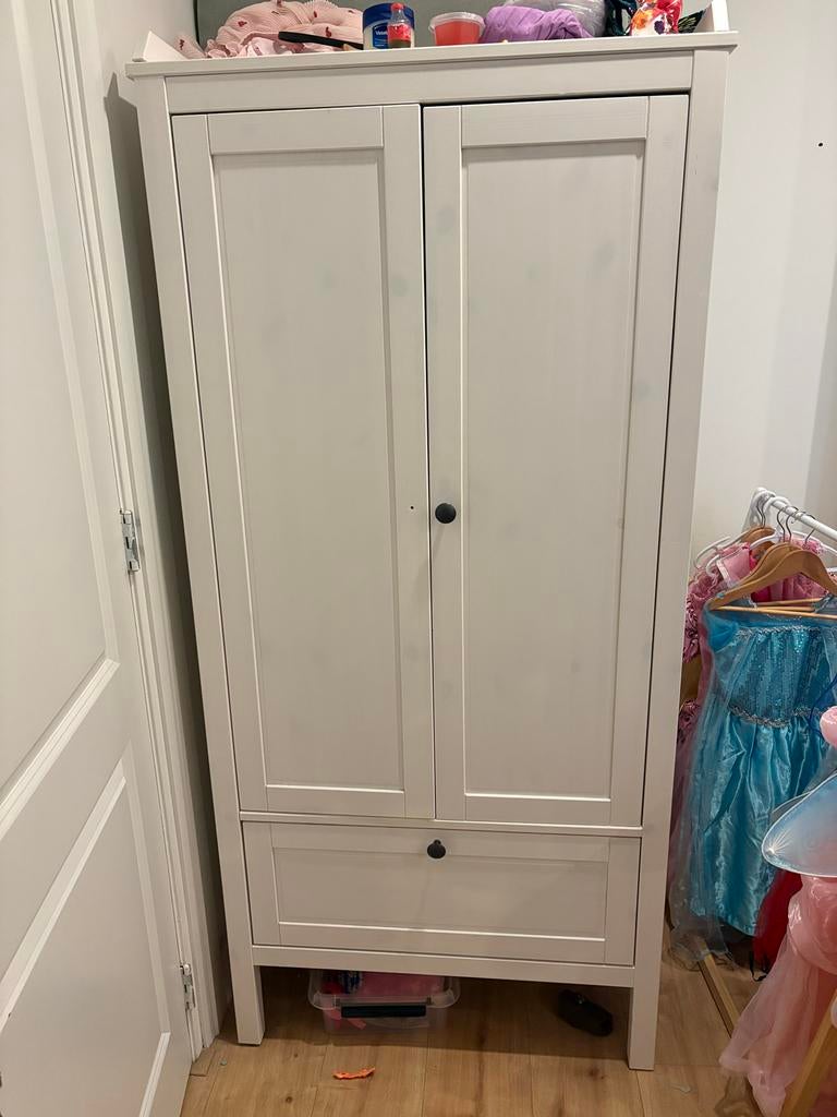 IKEA Sundvik kast, Ophalen, 50 tot 100 cm, Zo goed als nieuw, Met lade(s)