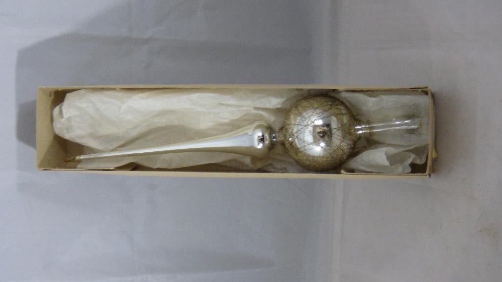 mooie zilverkleurige piek in doos, Diversen, Kerst, Ophalen of Verzenden, Gebruikt