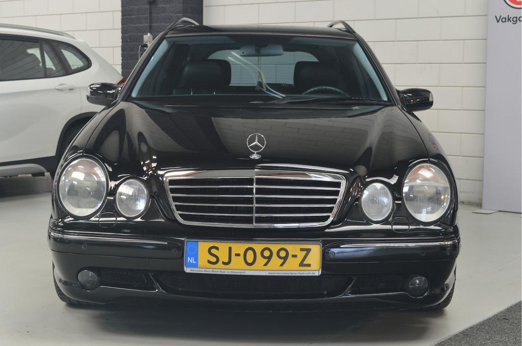 Mercedes-Benz E-klasse Combi AMG 55 // LEDER // CLIMA // CRU, Achterwielaandrijving, Gebruikt, 8 cilinders, Zwart