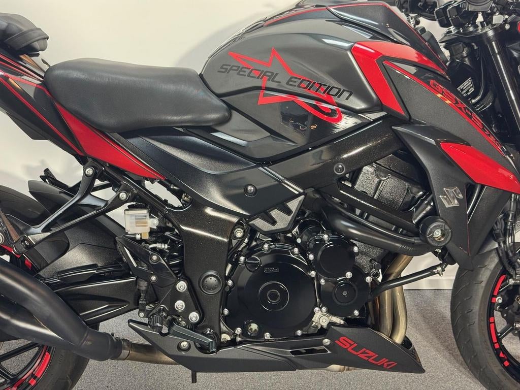 SUZUKI GSX-S 750 ABS (bj 2017), Motoren, Motoren | Suzuki, SUZUKI, 4 cilinders, Bedrijf, Onbekend