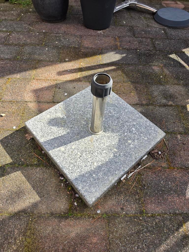 Garden Impressions Cosmo Granieten Parasolvoet 40 kg, Ophalen, Zo goed als nieuw, Minder dan 1 meter, Parasolvoet