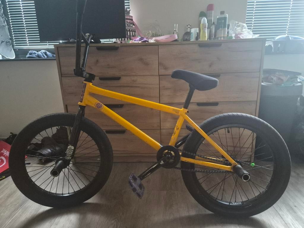 Wethepeople Eclat BMX custom, Ophalen
