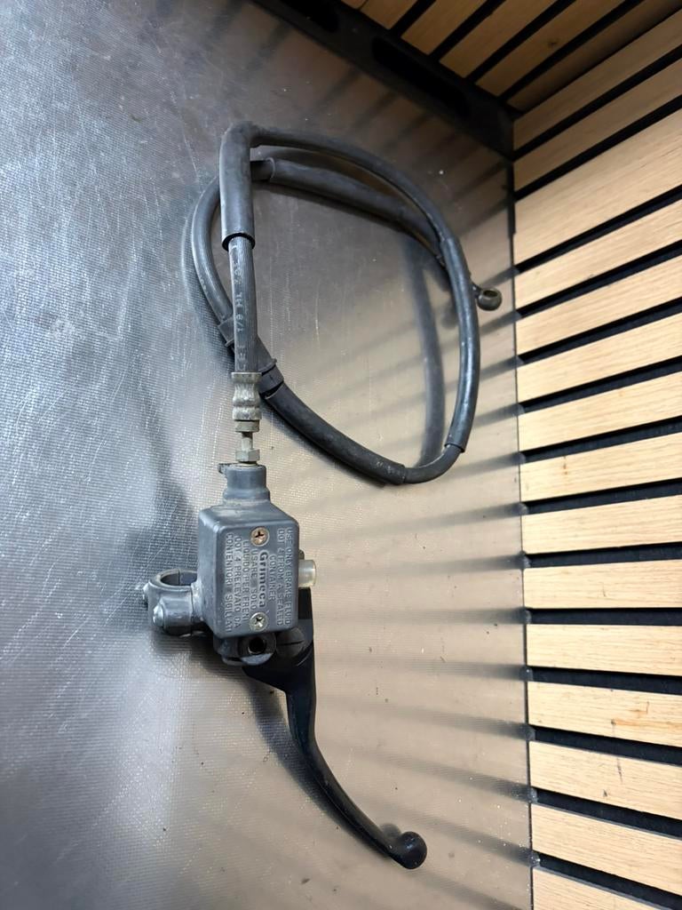 Gilera runner / skipper lx voorrem hendel, Ophalen