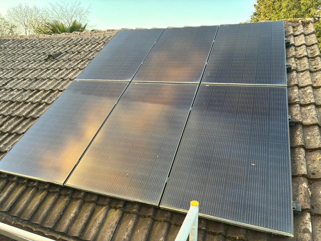 Unica Solar zonnepanelen 6 stuks, 325 WP, Ophalen, Gebruikt, Paneel, 200 wattpiek of meer