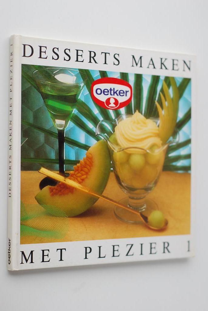 Desserts maken met plezier - Oetker (1983), Boeken, Verzenden, Zo goed als nieuw, Nederland en België, Taart, Gebak en Desserts