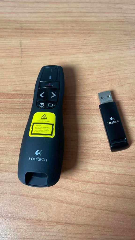 Logitech R400 Presenter met laser, Verzenden, Gebruikt, Windows