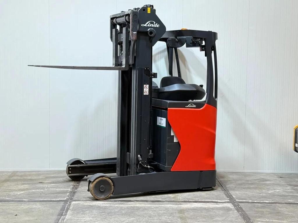 Linde R16 truck triplex Freelift sideshift weegsysteem camer, 1000 tot 2000 kg, Overige aandrijving, Reachtruck, Linde