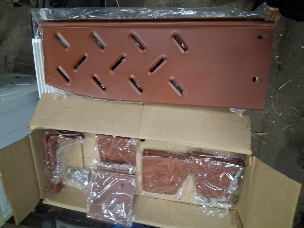 Treeplanken Massey Ferguson, Ophalen of Verzenden