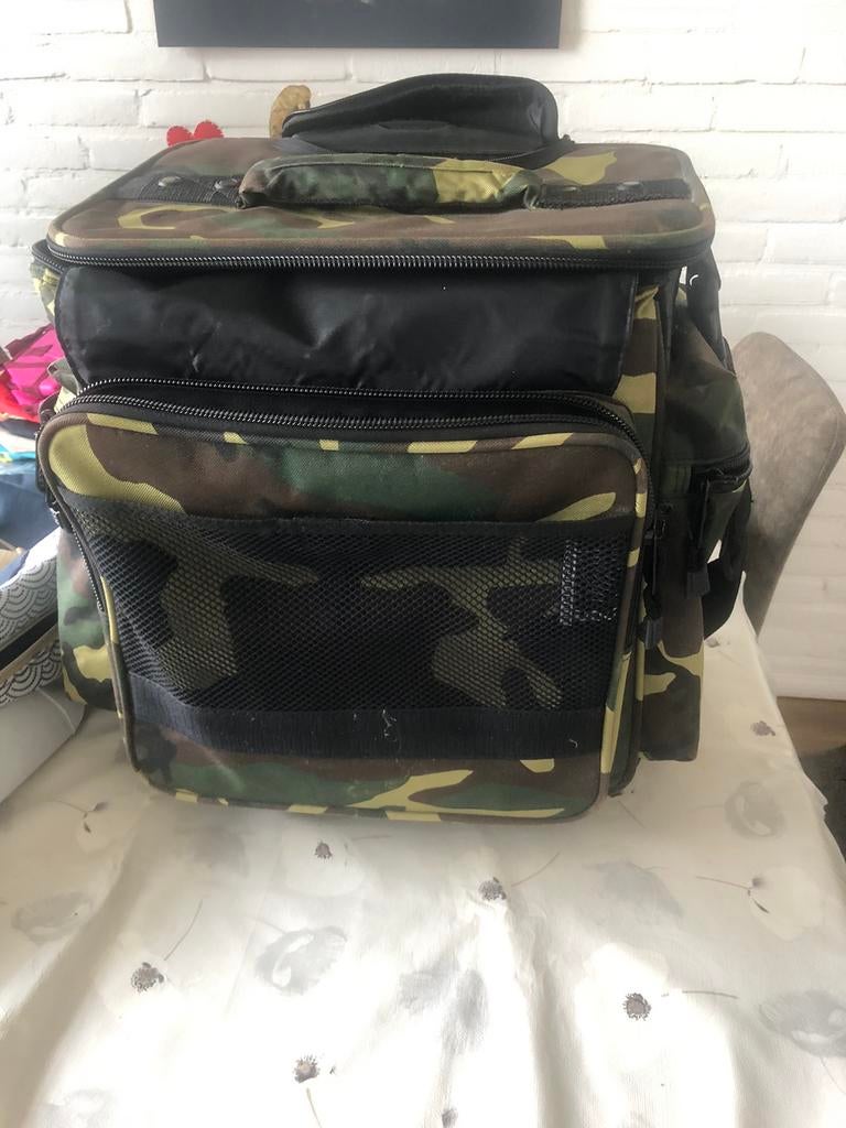 Dj nieuwe trolley koffer, Ophalen, Zo goed als nieuw, Hard kunststof