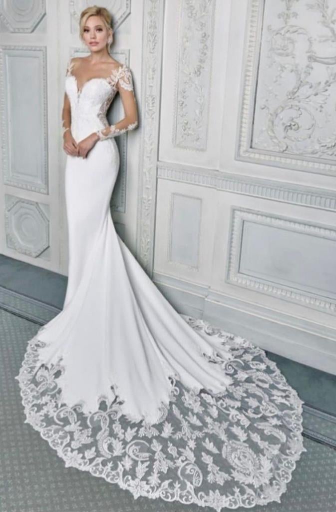 Prachtige witte trouwjurk met sleep van kant, Ophalen, Trouwjurk, Wit, Onbekend