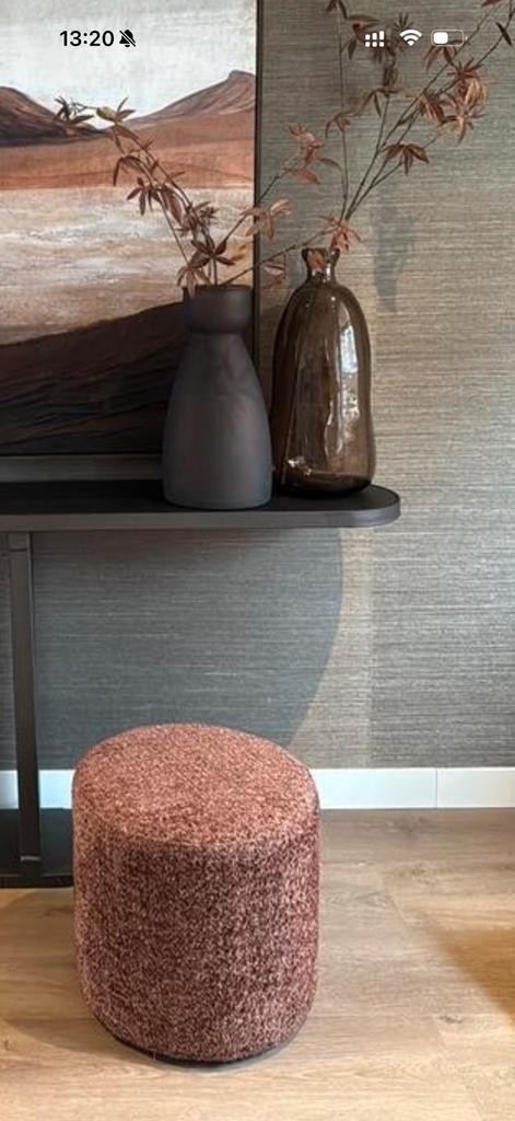 Leuke poef roestbruin, Huis en Inrichting, Ophalen, Zo goed als nieuw, Rond, Minder dan 50 cm