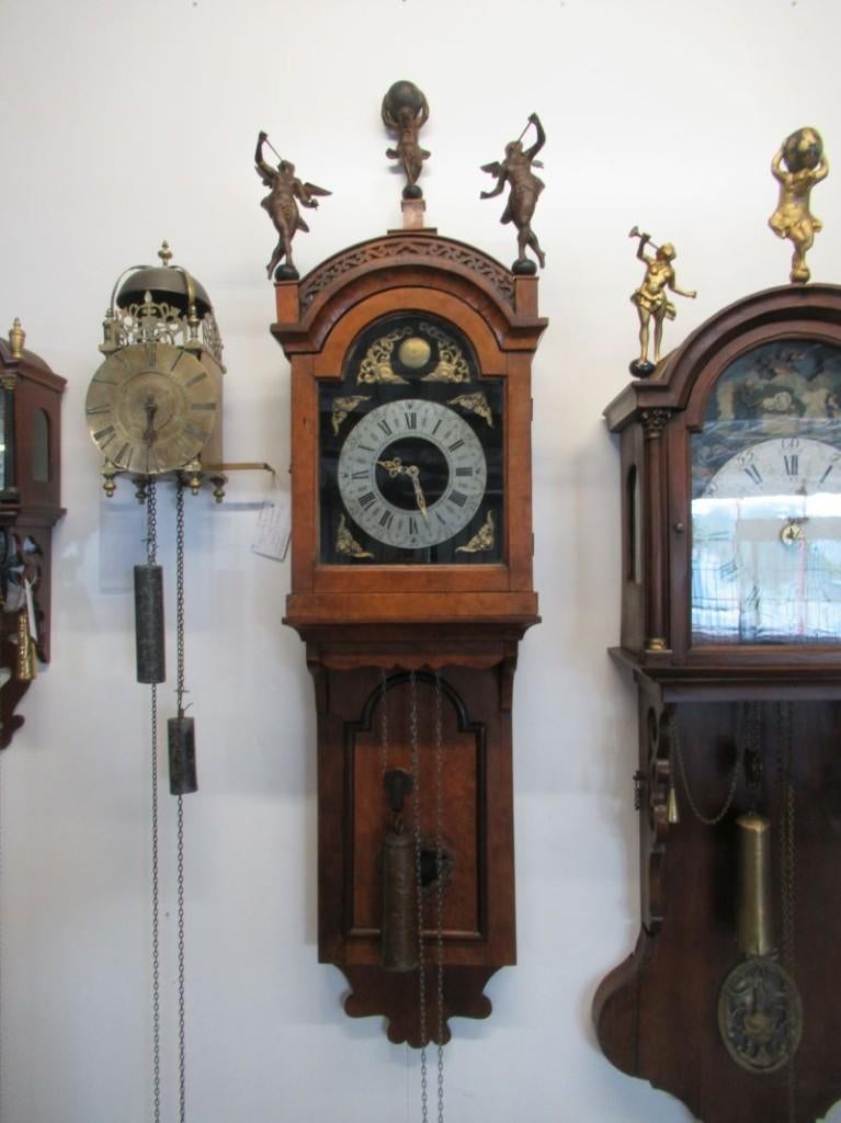 Oer 11321 ANTIEKE 18e eeuwse noten "hangende Amsterdammer", Antiek en Kunst, Ophalen