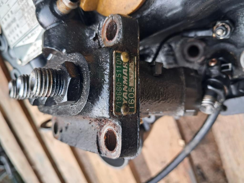 Yanmar cilinderkop 3tna68 en inspuitpomp, Ophalen, Zo goed als nieuw, Elektromotor