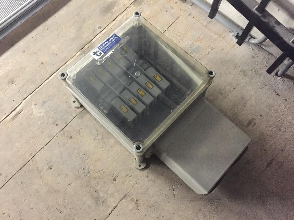 Koppelkast lasdoos 50A 5-polig zo goed als nieuw!, Ophalen, Zo goed als nieuw, Overige typen