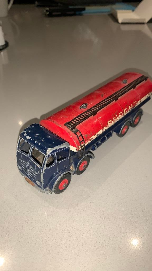 Dinky Toy Foden Regent tankwagen, Hobby en Vrije tijd, Modelauto's | 1:50, Ophalen of Verzenden, Gebruikt, Bus of Vrachtwagen